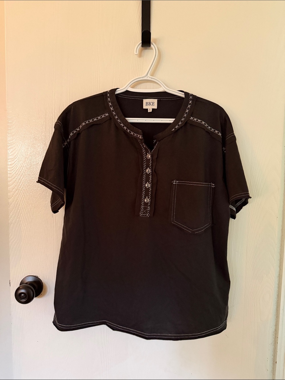BKE Women’s Black Short-Sleeve Henley Shirt